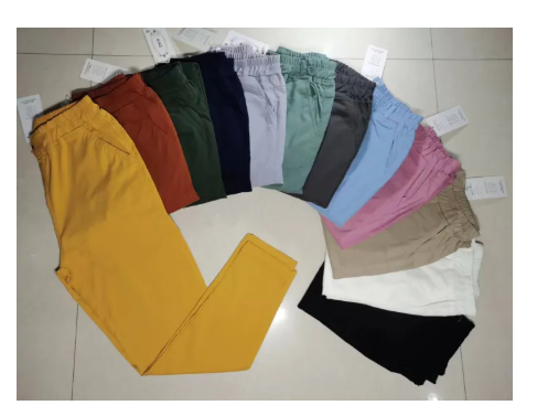 82% OFF CANDY PANTS WITH BUTTONS FOR WOMEN