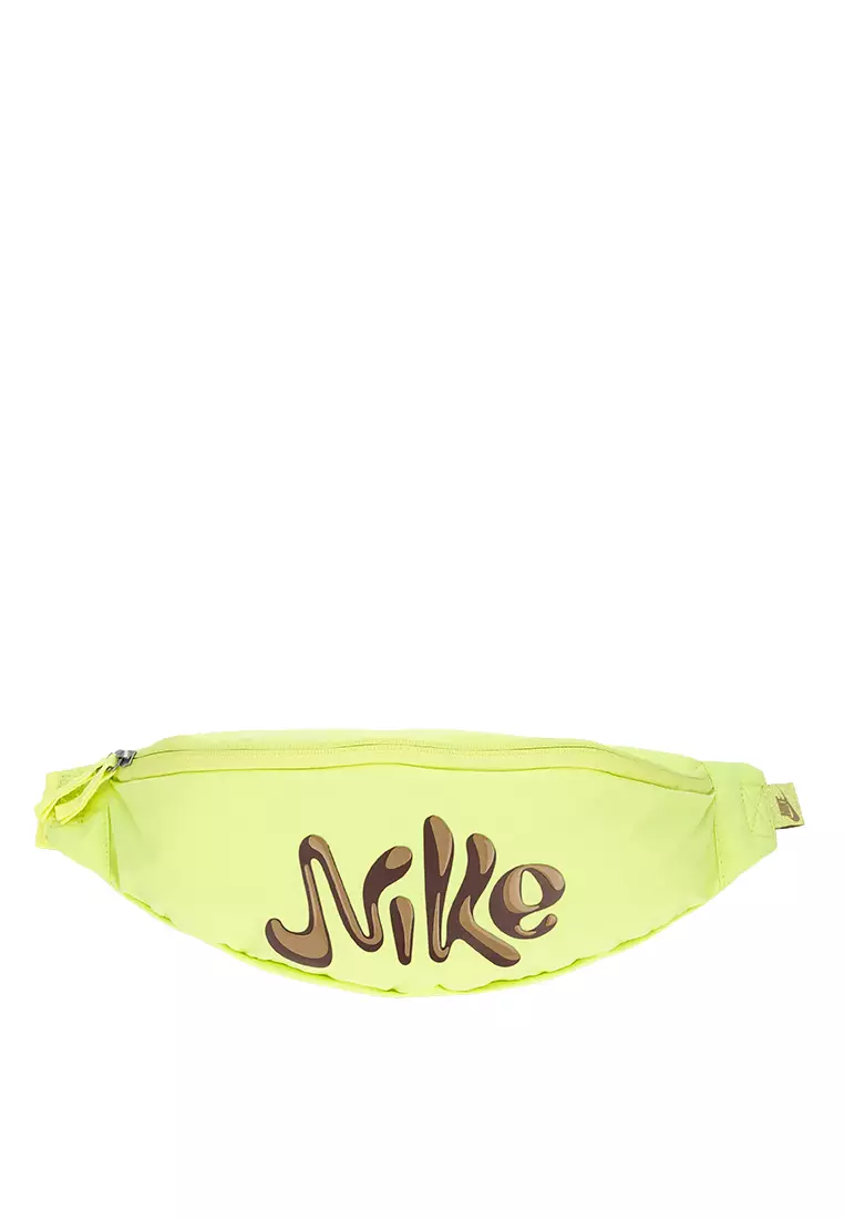 32% OFF Nike Heritage Waistpack (3L)