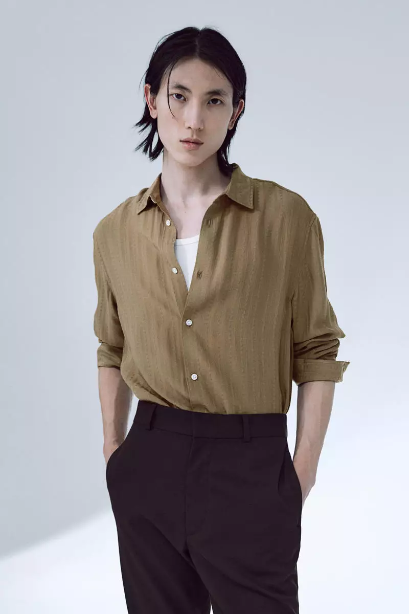 60% OFF Regular Fit Textured shirt