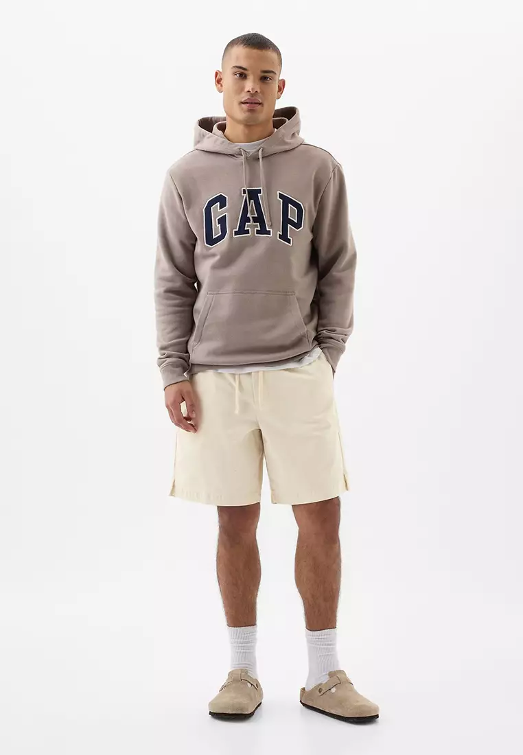 40% OFF GAP 8" Essential Easy Shorts