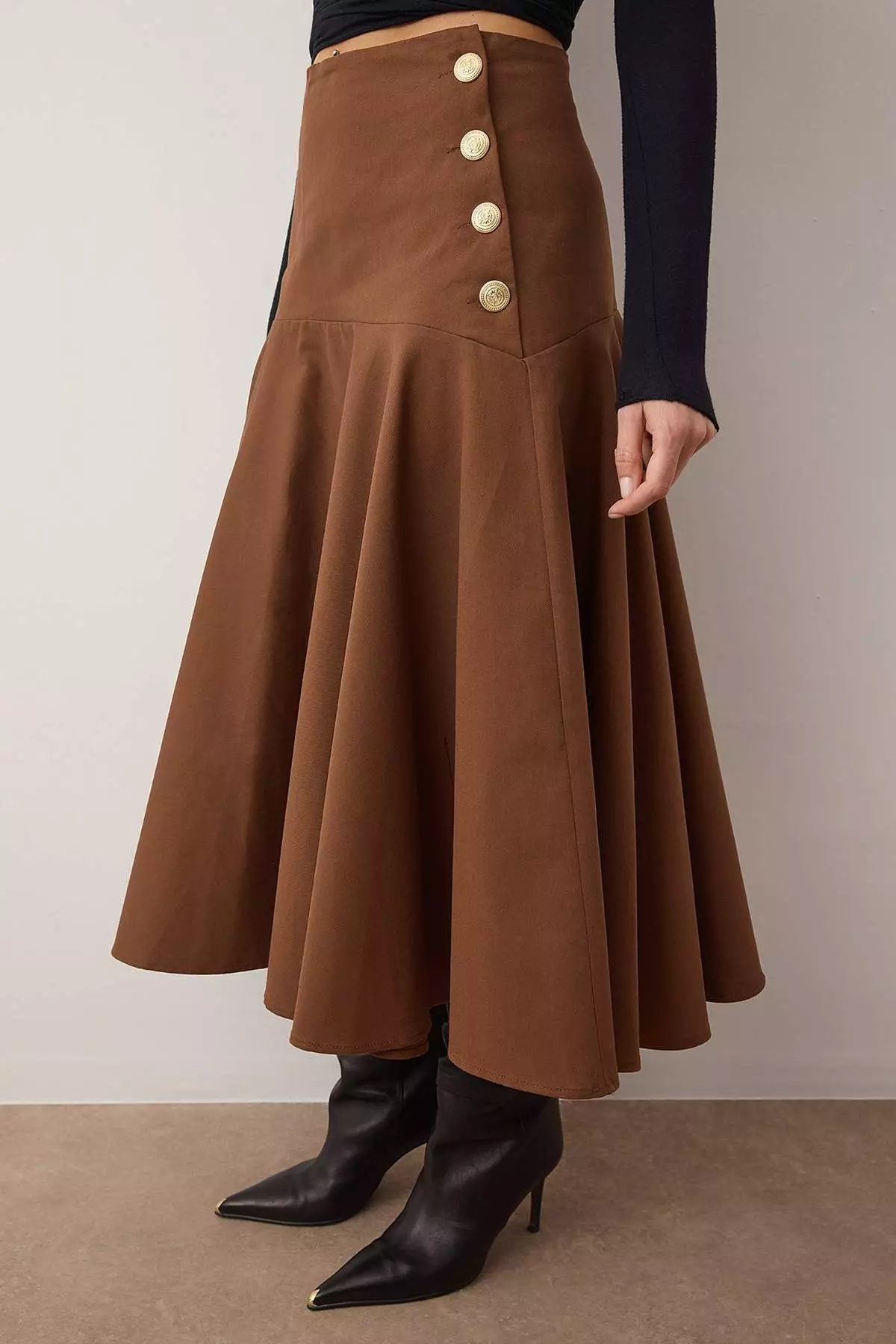 48% OFF Trendyol Dark Brown Button Detailed Midi Length Gabardine Cotton Flared Skirt Twoaw26Et33
