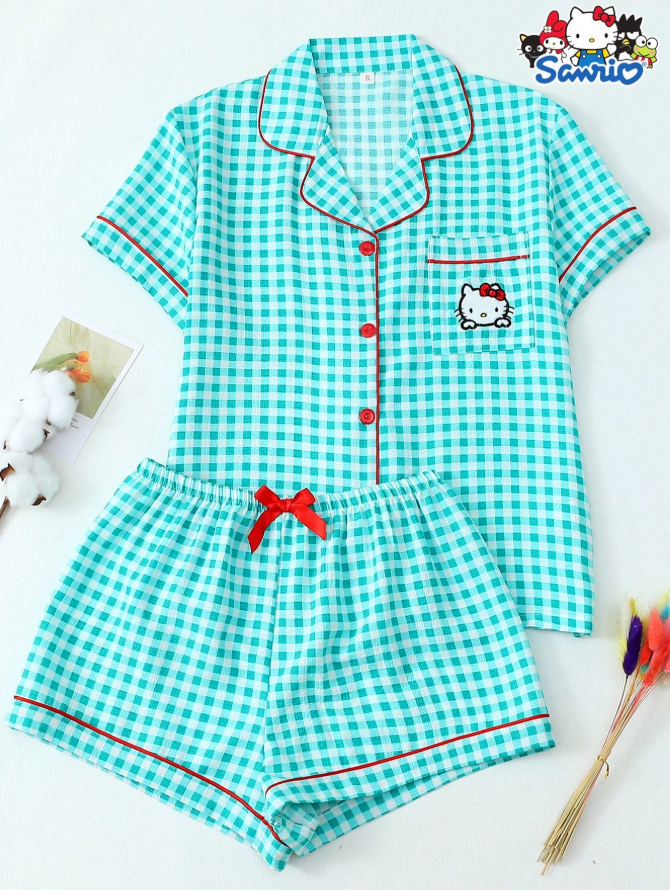 32% OFF [Homely Gents]2pcs/Set Women's Spring/Summer Sanrio Hello Kitty Embroidered Pocket Plaid Print Lapel Short Sleeve Button-Up Top And Bow Shorts Pajamas Loungewear Set, Suitable For Home Use