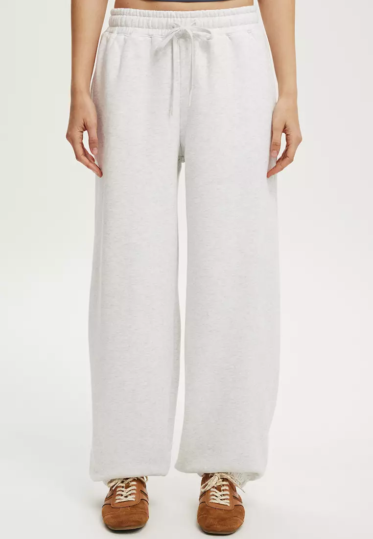67% OFF Cotton On Balloon Sweatpants