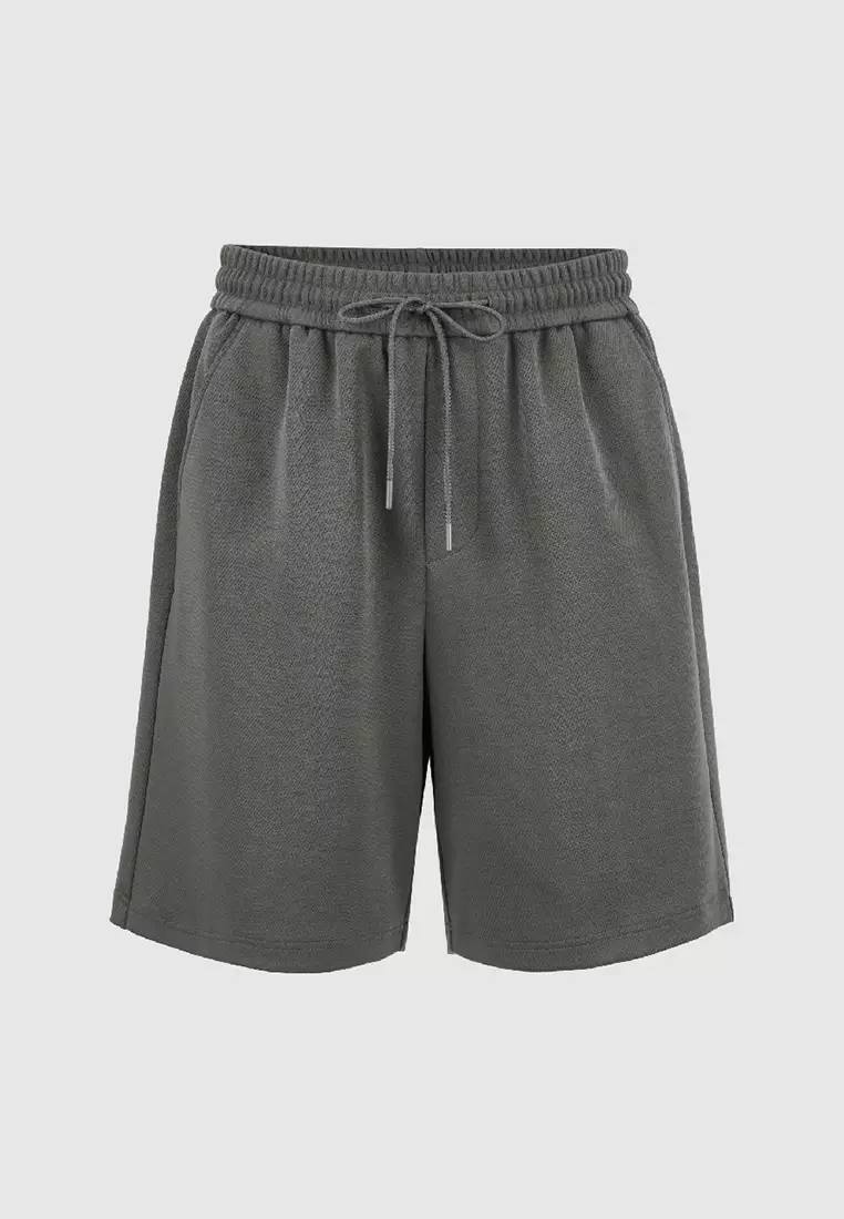 64% OFF URBAN REVIVO Versatile Drawstring Shorts