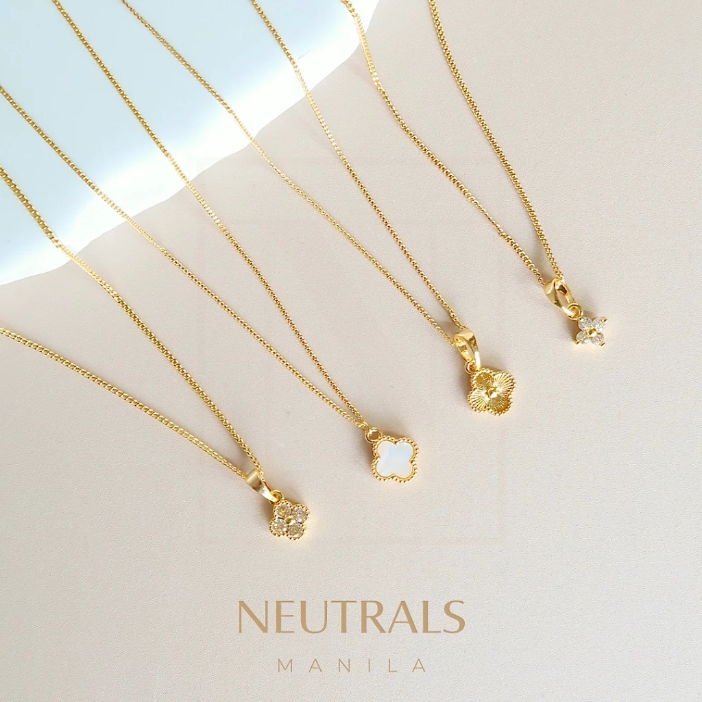 40% OFF 14k Gold plated Mini Clover Necklaces (Non Tarnish/Hypoallergenic)