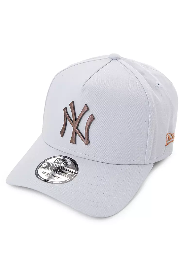 10% OFF New Era Forty AF New York Yankees Metal Badge Bronze