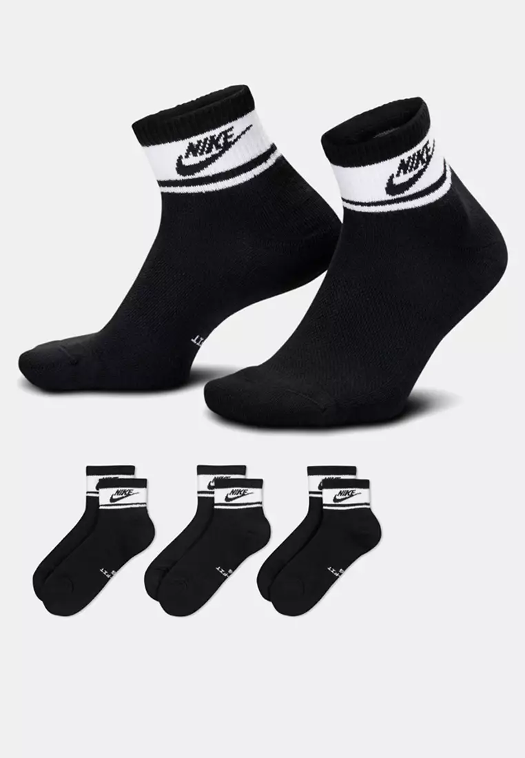 15% OFF Everyday Elevated Ankle Socks (3 Pairs)