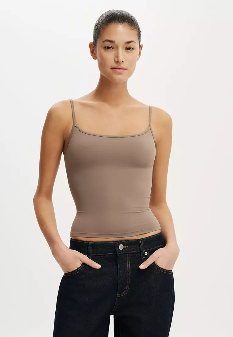 28% OFF Hold Me Cami Top