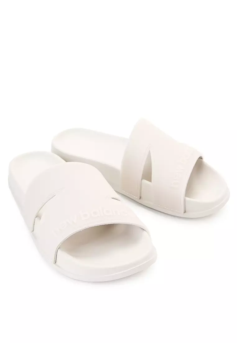 43% OFF New Balance Sandal 200 N
