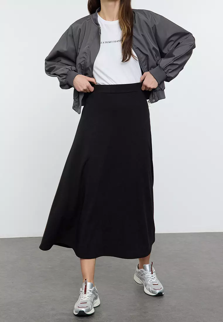 43% OFF Trendyol Black Crepe Flared Long Knitted Skirt Tedaw25Ee00007