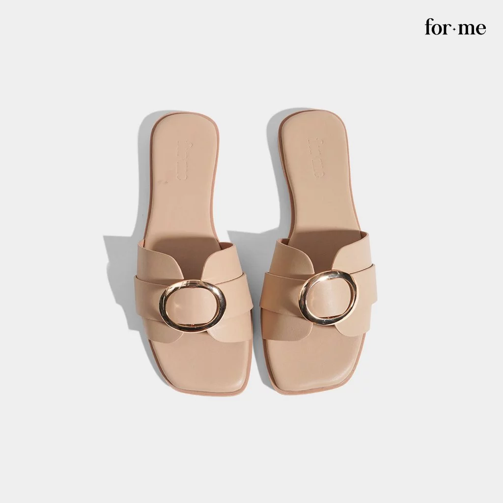 41% OFF ForMe Leather Buckled Sandals For Women