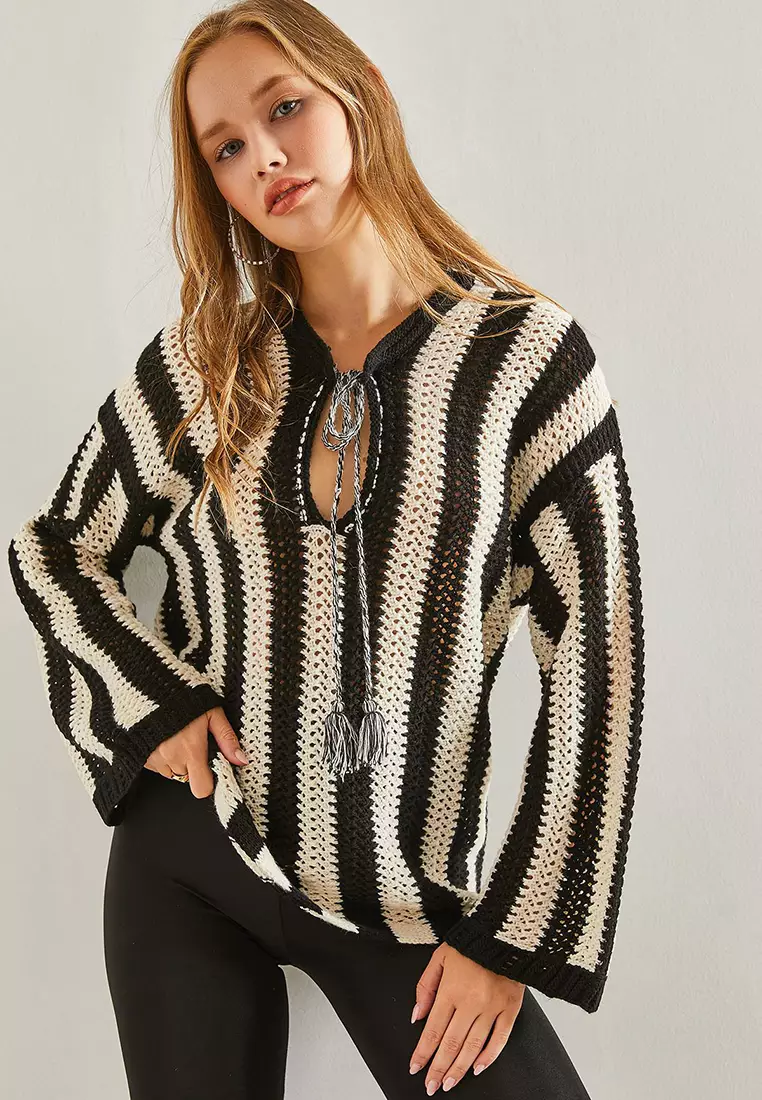 53% OFF Bianco Lucci Women's Striped Front Tied Openwork Knitwear Sweater