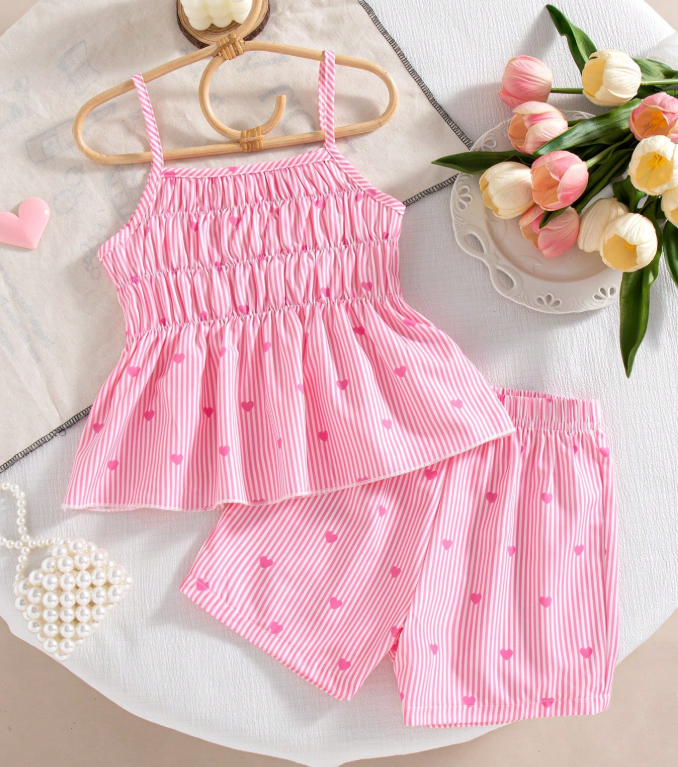 2% OFF 2pcs Girls Casual Striped Heart Print Decor Camisole Top And Elastic Waist Shorts Set, Spring/Summer