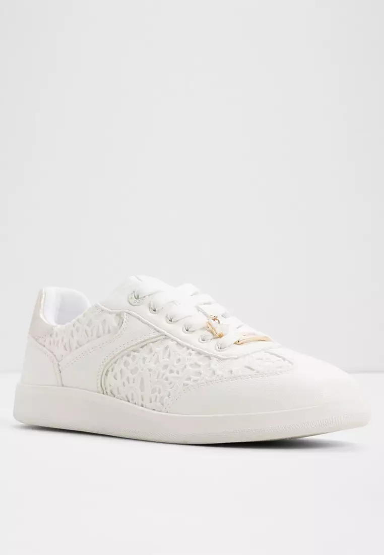 61% OFF Erilg Low-Top Sneakers