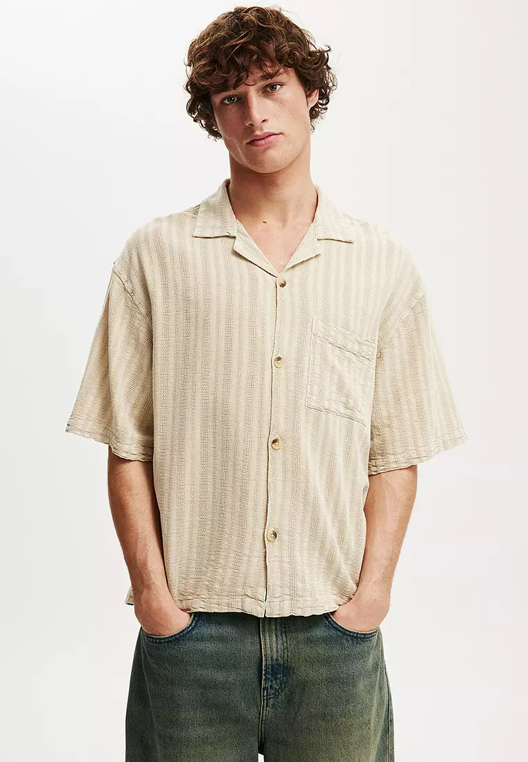 64% OFF Cotton On Washed Box Fit Short Sleeve Shirt