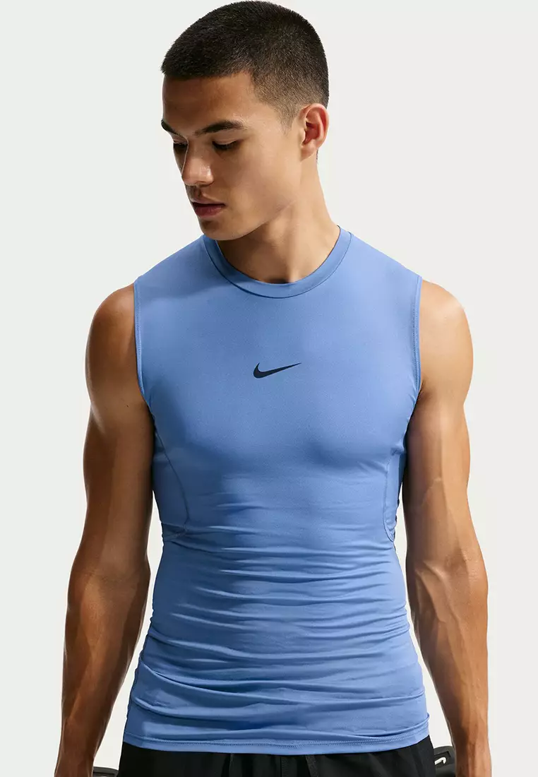 25% OFF Nike Pro Fitness Top