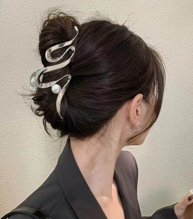 24% OFF Structured Hair Claw For Thick Hair, Strong Hold Jaw Hair Clamps, Butterfly Hair Clips Hair Claws Hairpins Fashion Hair Accessories For Women Elegant, School Stuff, College, Faux Pearl Hair Accessories Fall Winter Claw Clip